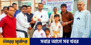 কুমিল্লা জেলা ক্রীড়া সংস্থা পরিদর্শন করেন জেলা প্রশাসক মুশফিকুর রহমান